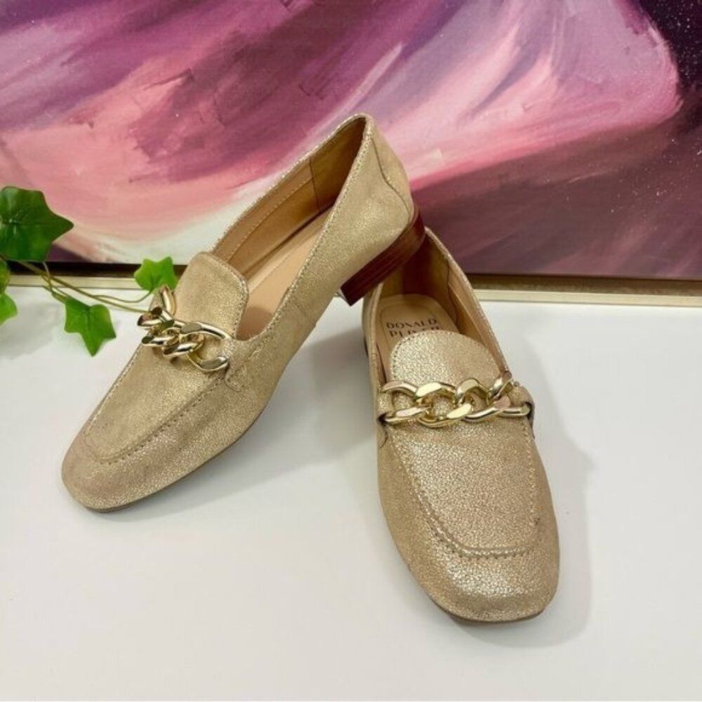 Donald Pliner Bethany Leather Loafer, In Pale Gold Size 6.5 - Picture 5 of 12